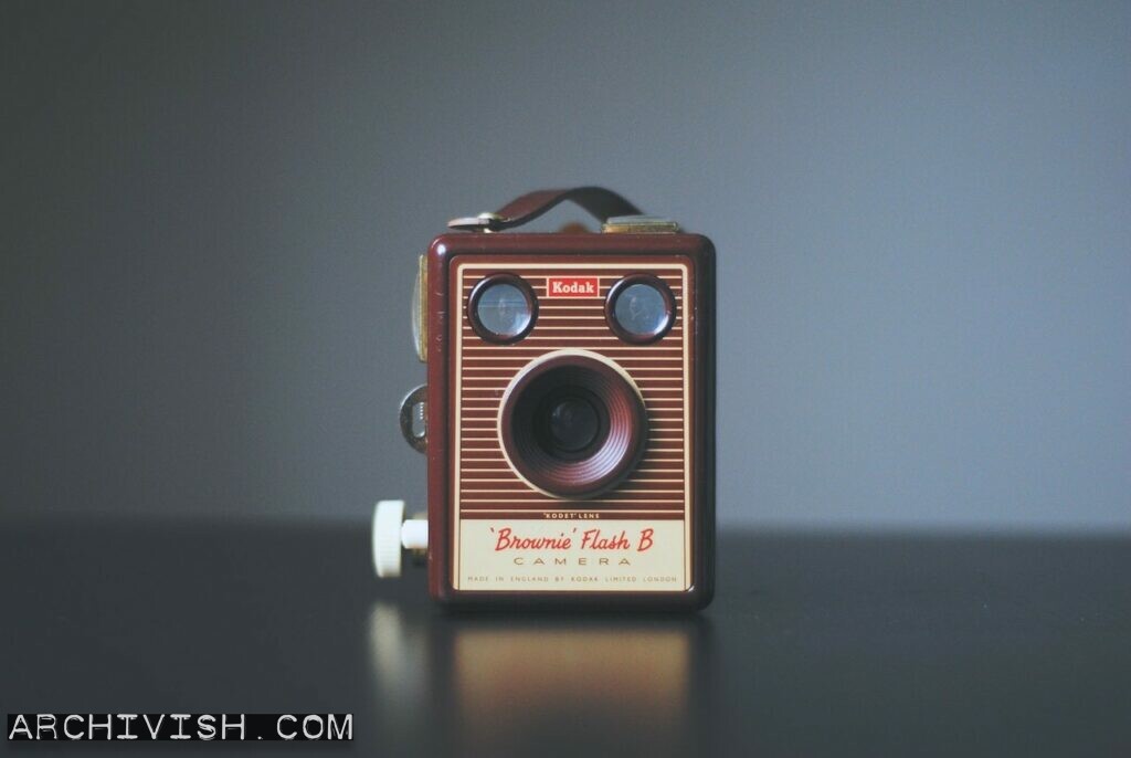 Kodak Brownie Flash B with the "Kodet" lens