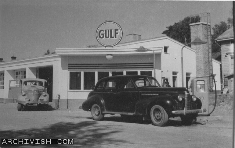 Gulf petrol station in Hämeenlinnam Finland - 1950s