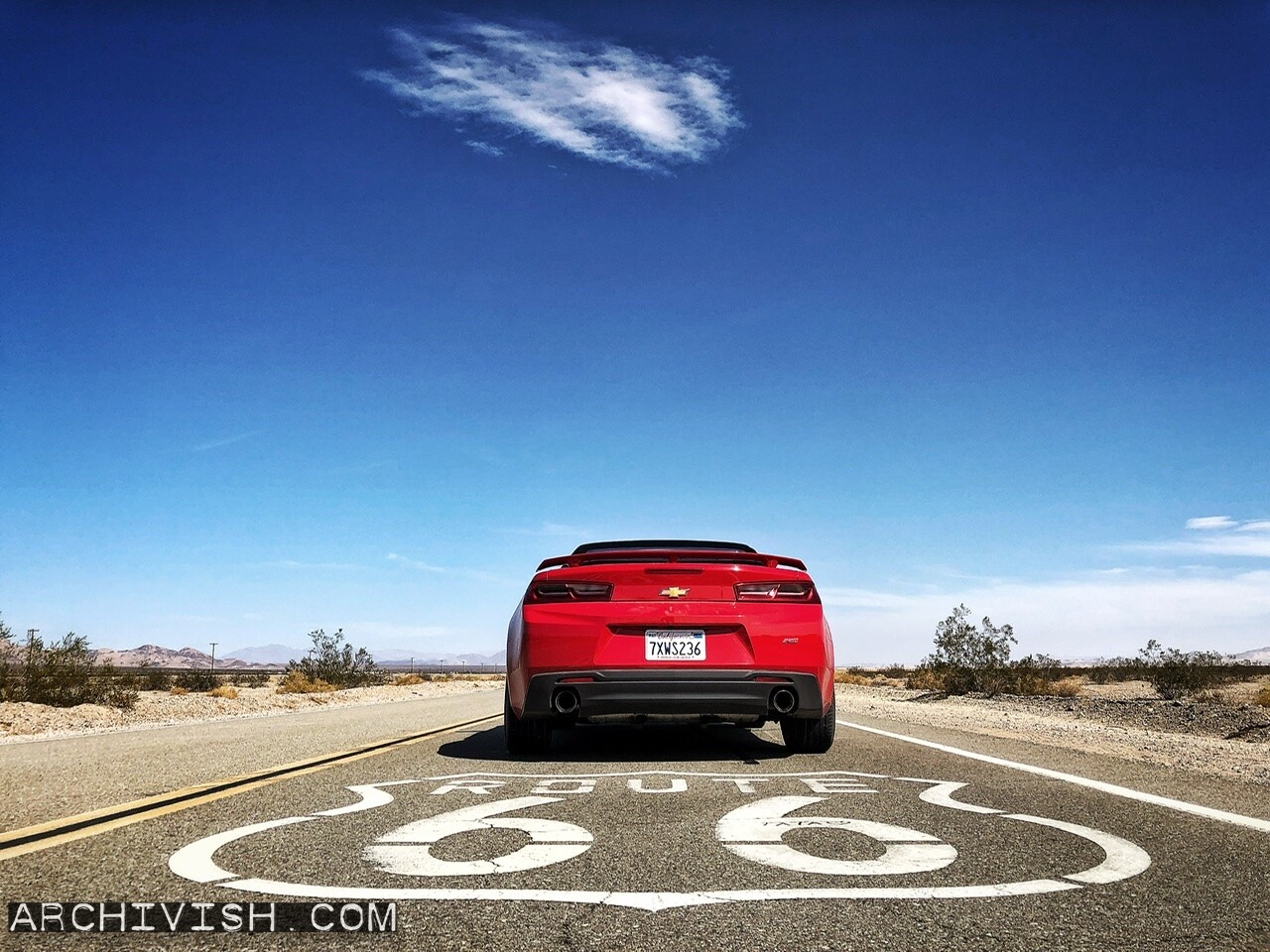 Chevrolet Camaro Cabriolet on Route 66