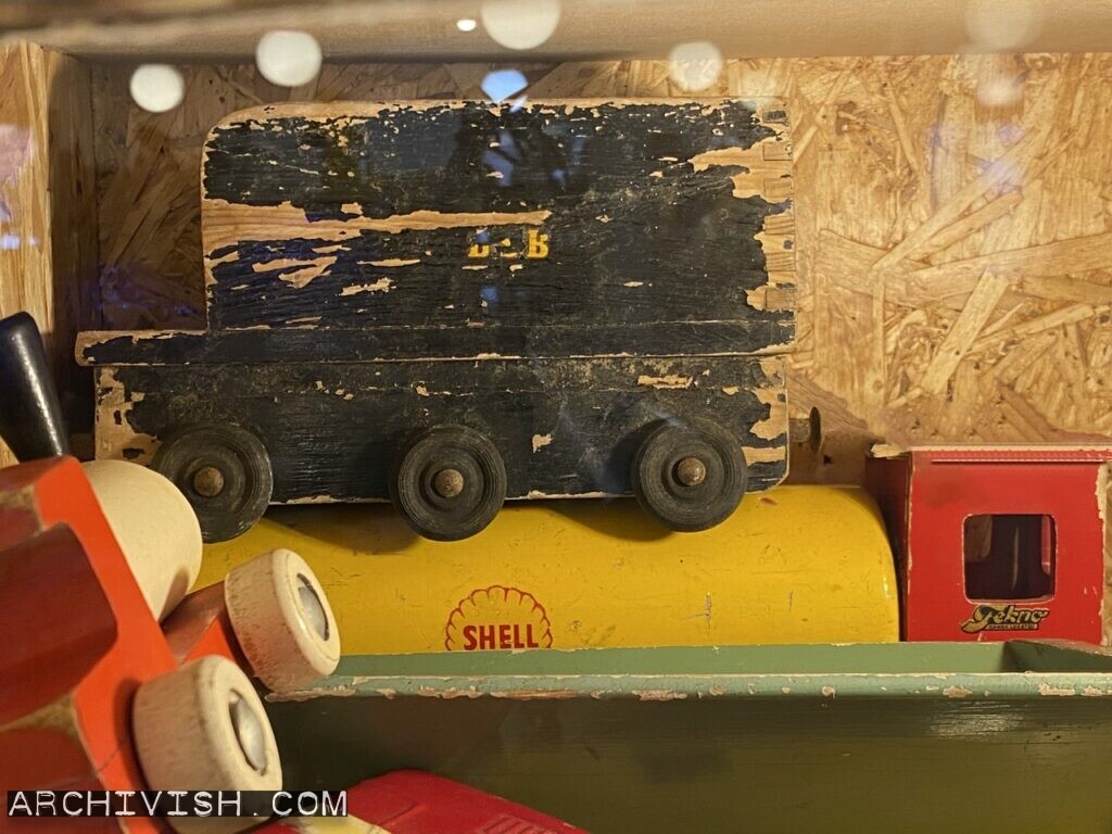Early wooden Shell truck from Danish toy maker Tekno